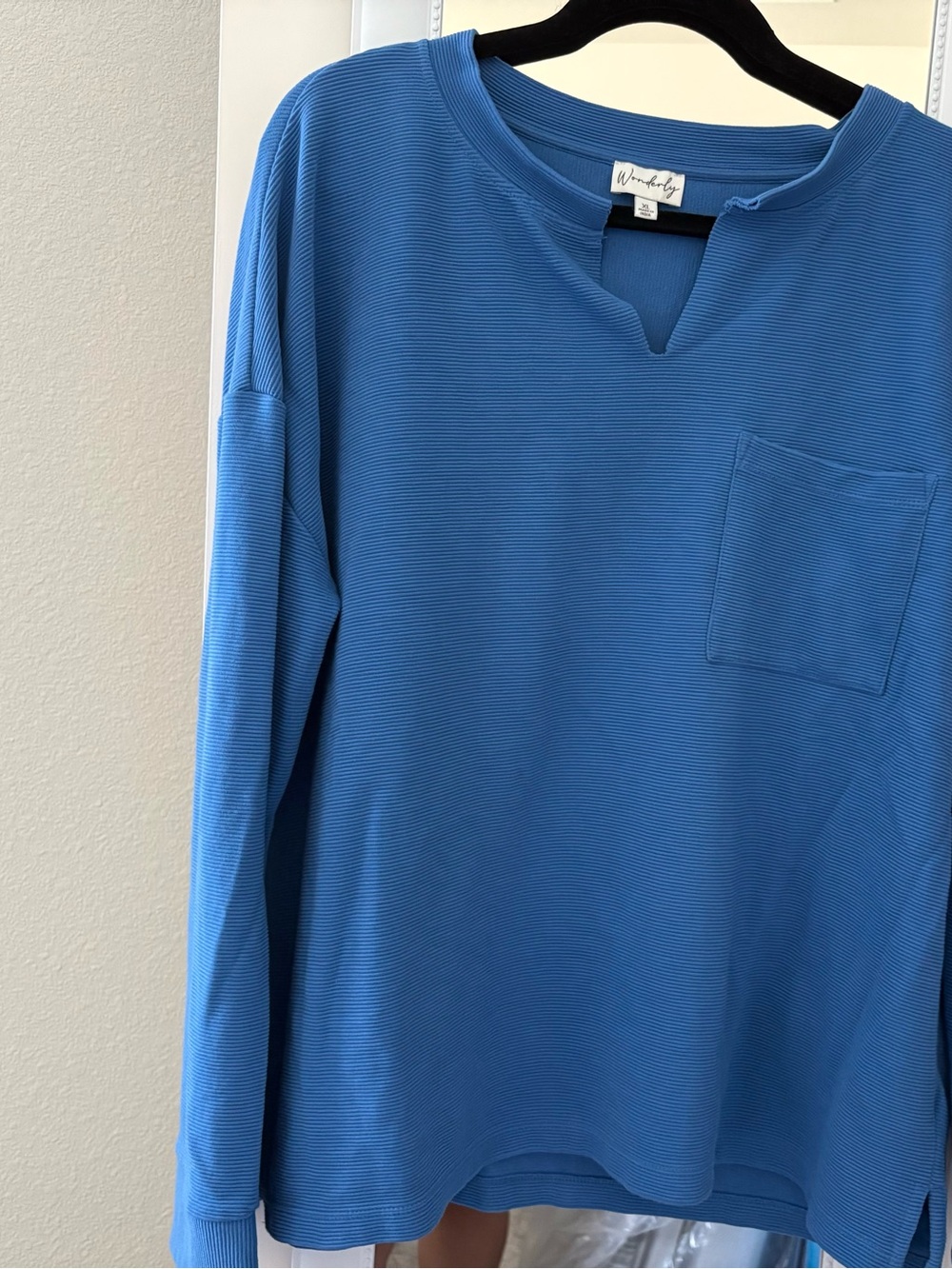 Ribbed Pocket Pullover - Blue